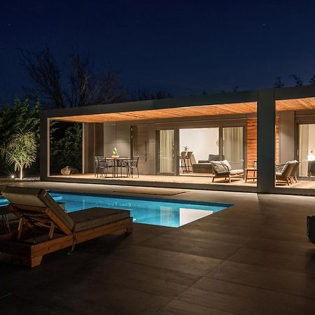 Thespis Villa 3 ซีเกีย ภายนอก รูปภาพ