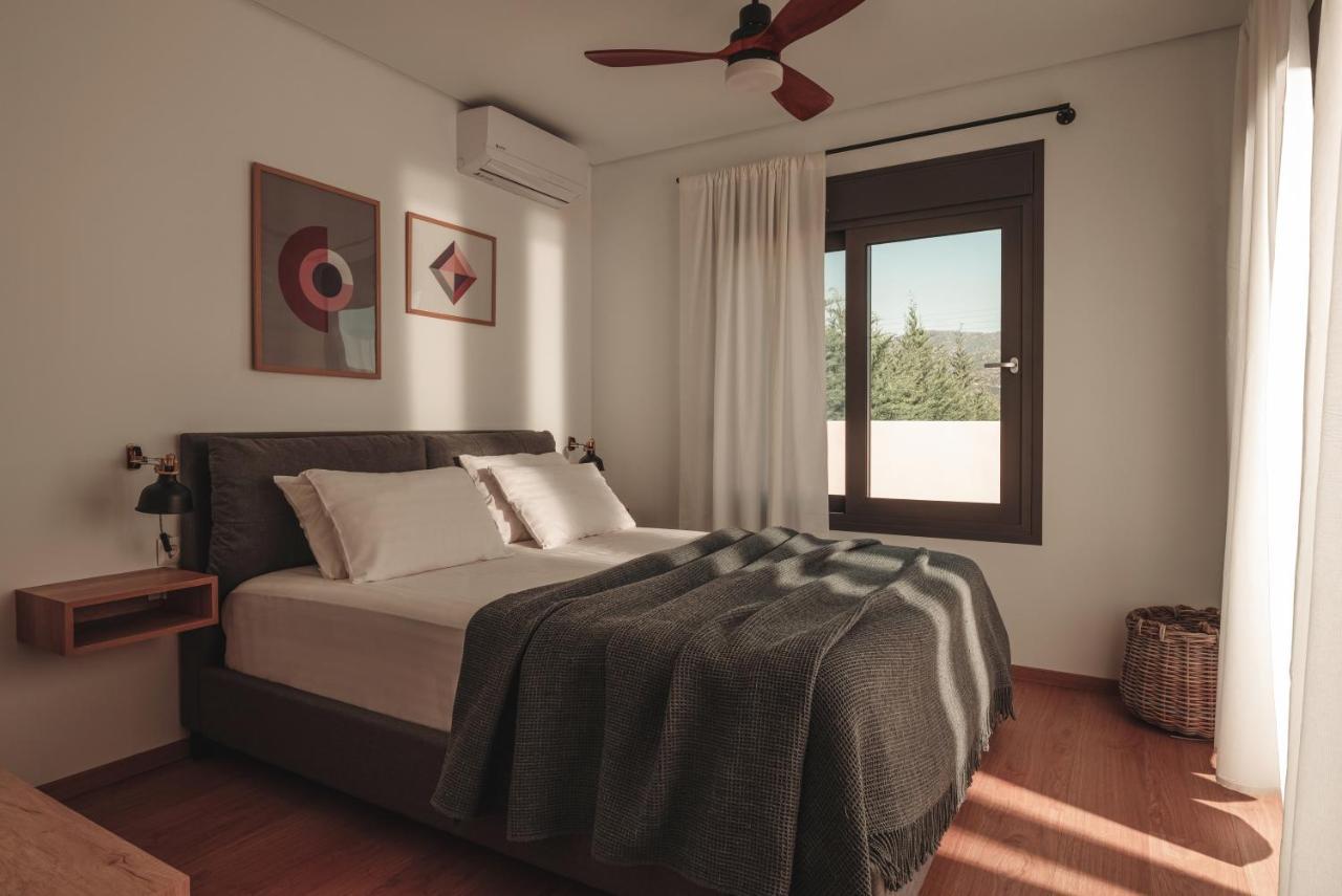 Thespis Villa 3 ซีเกีย ภายนอก รูปภาพ