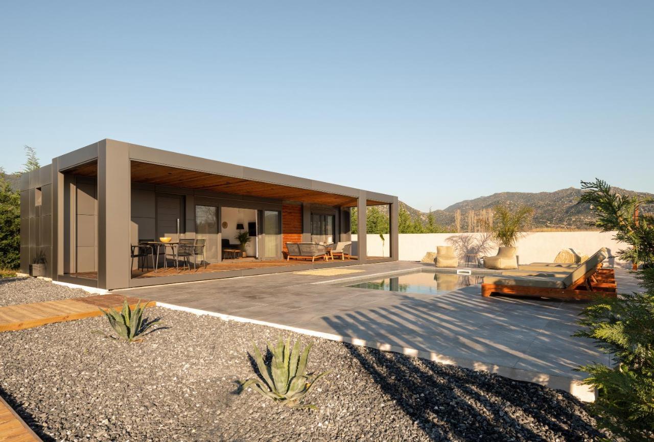 Thespis Villa 3 ซีเกีย ภายนอก รูปภาพ