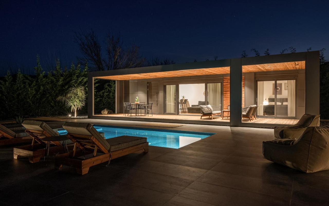 Thespis Villa 3 ซีเกีย ภายนอก รูปภาพ